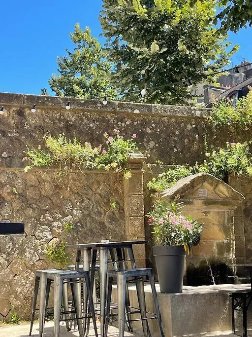 Mamzelle Toutapie Coeur Historique De Βαν